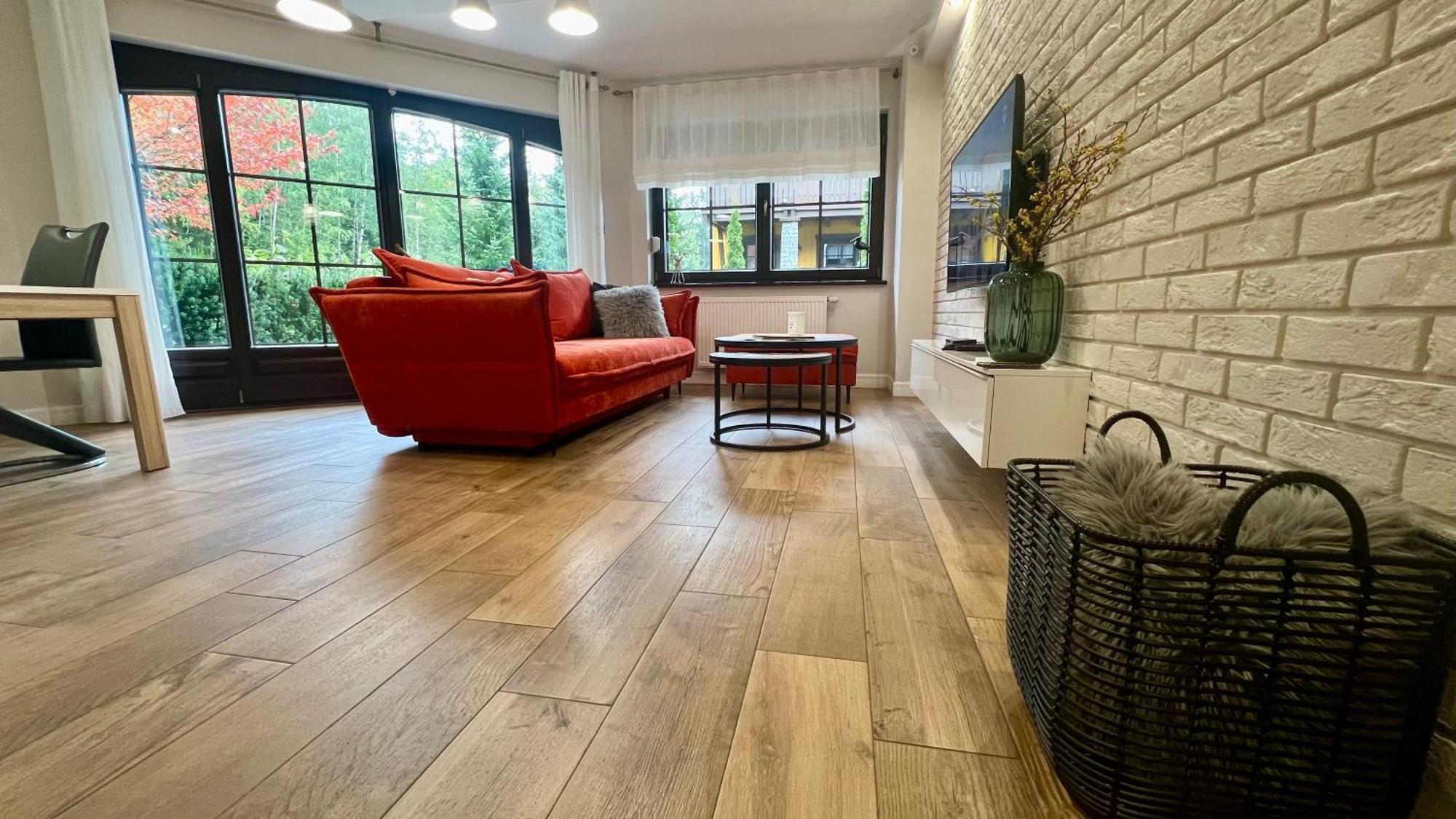 Dolina Wikingow-Apartament Suite Z Tarasem W Ogrodzie, Miejscem W Garazu I Dostepem Do Strefy Wellness شكلارسكا بوريبا المظهر الخارجي الصورة