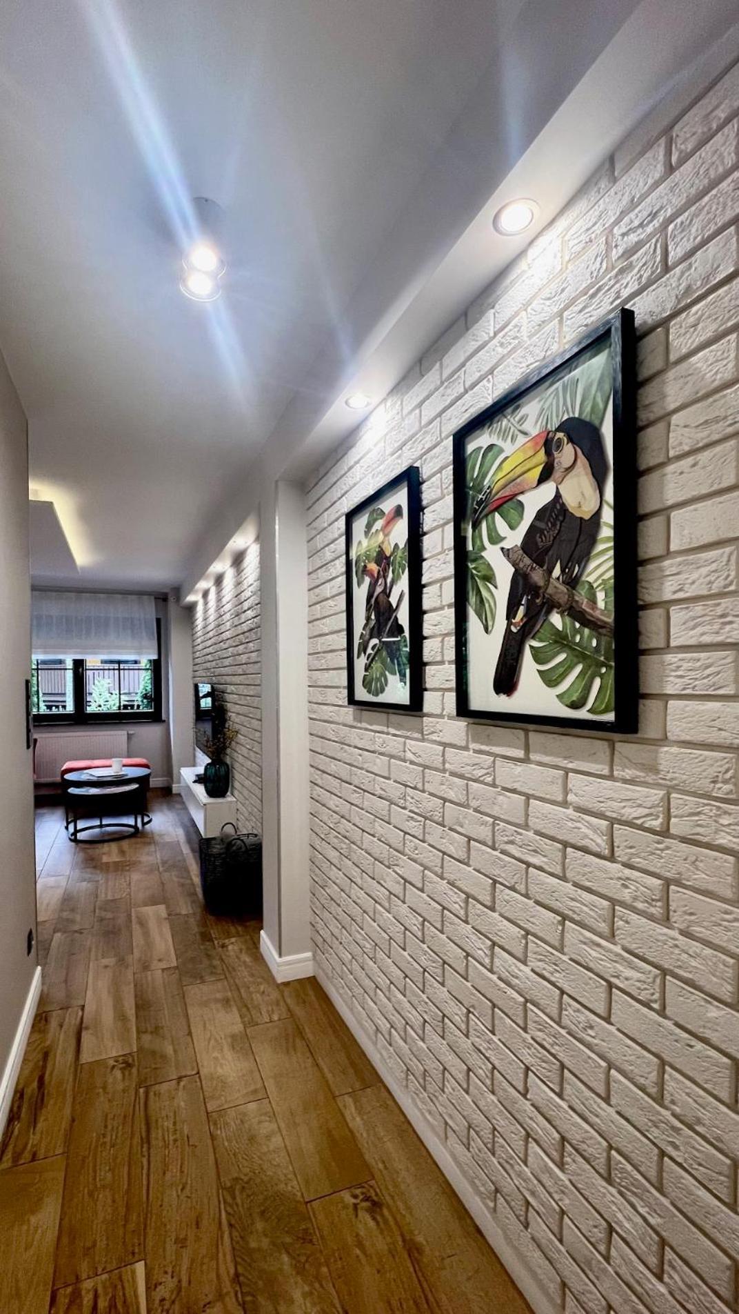 Dolina Wikingow-Apartament Suite Z Tarasem W Ogrodzie, Miejscem W Garazu I Dostepem Do Strefy Wellness شكلارسكا بوريبا المظهر الخارجي الصورة